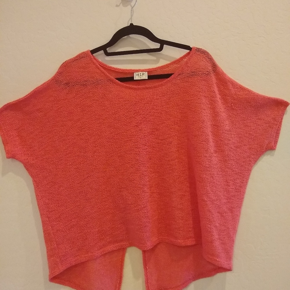 Coral short sleeve lightweight sweater